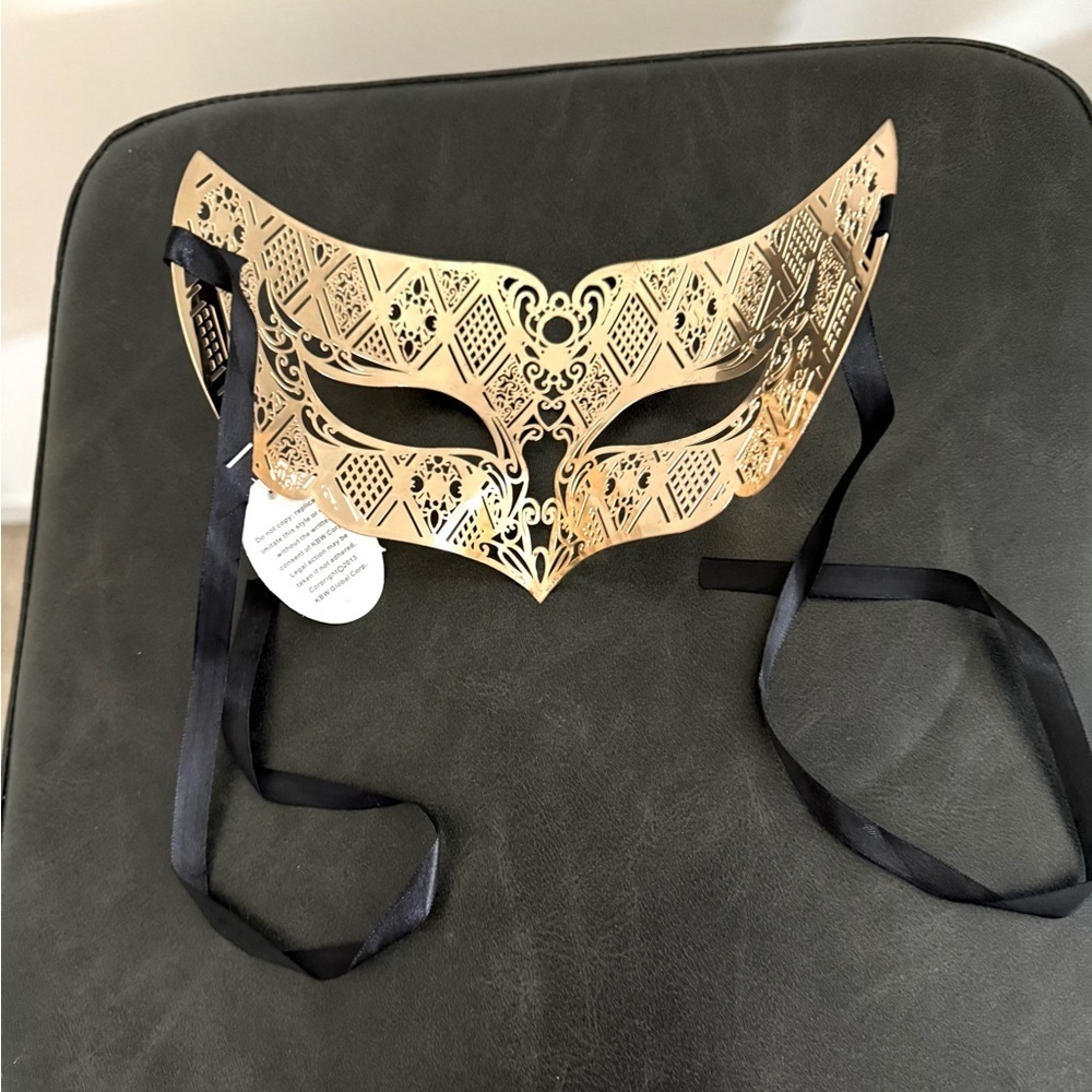 Elegant Gold Filigree Women's Masquerade Mask